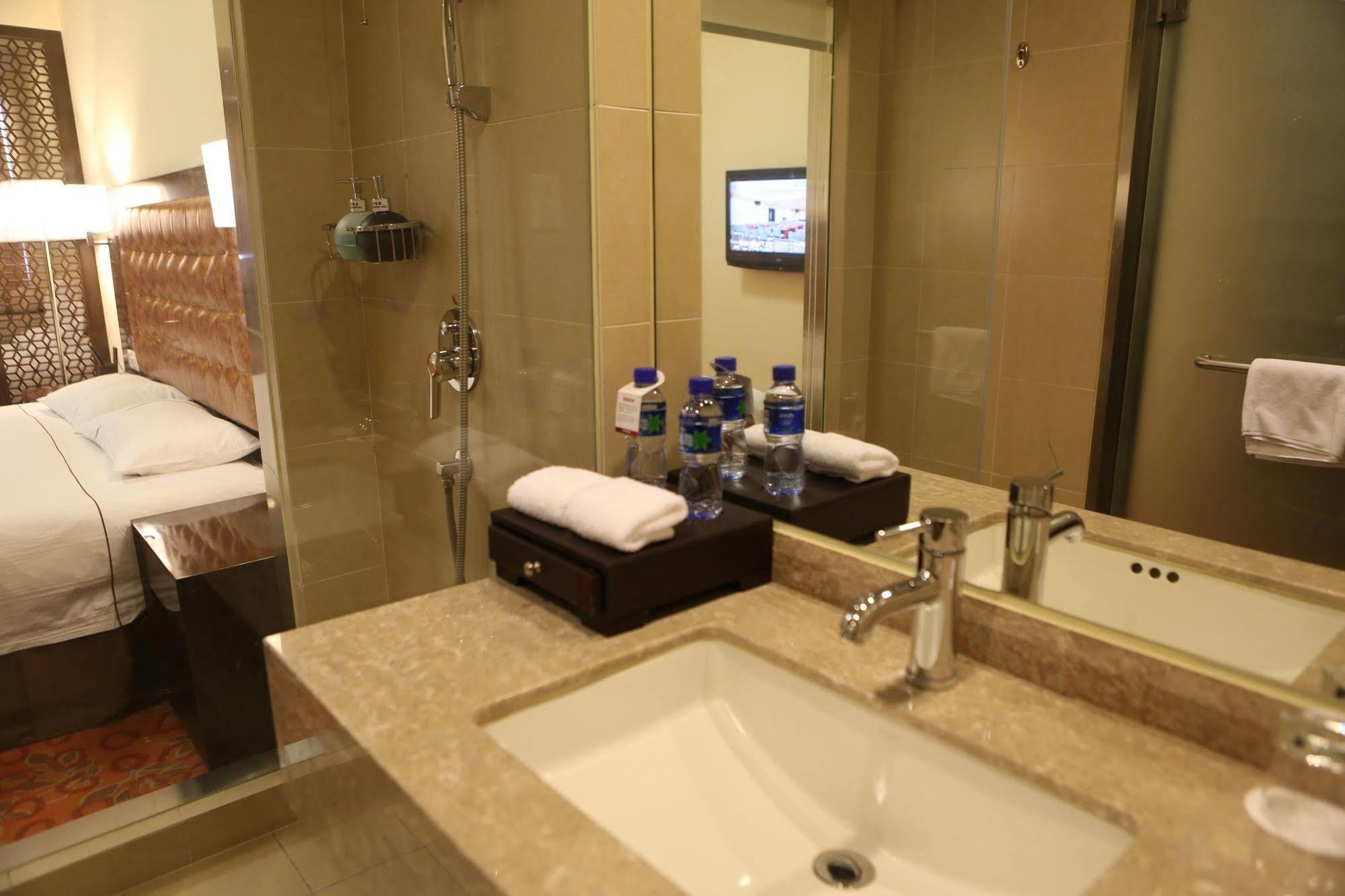 שנגחאי Benjoy Hotel - Jinqiao Branch מראה חיצוני תמונה